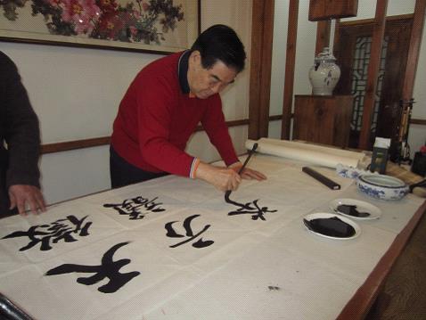 陳瑞鼎一行來(lái)合肥天方茶藝館考察