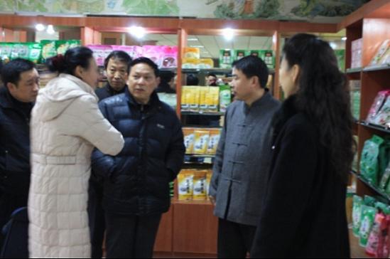 池州市人大常委會(huì)一行來(lái)安徽天方集團(tuán)調(diào)研科技進(jìn)步法實(shí)施情況