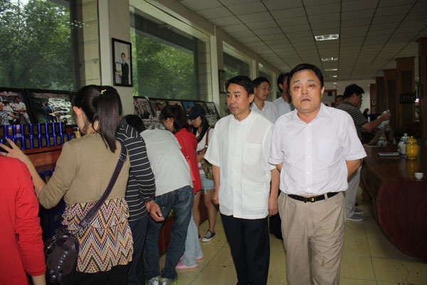 省財政廳農(nóng)發(fā)局局長(zhǎng)王建培一行來(lái)天方調(diào)研