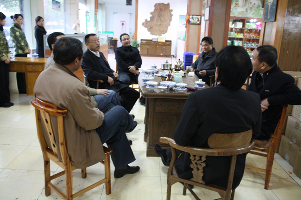 天方茶業(yè)開(kāi)展“法律進(jìn)企業(yè)”活動(dòng)